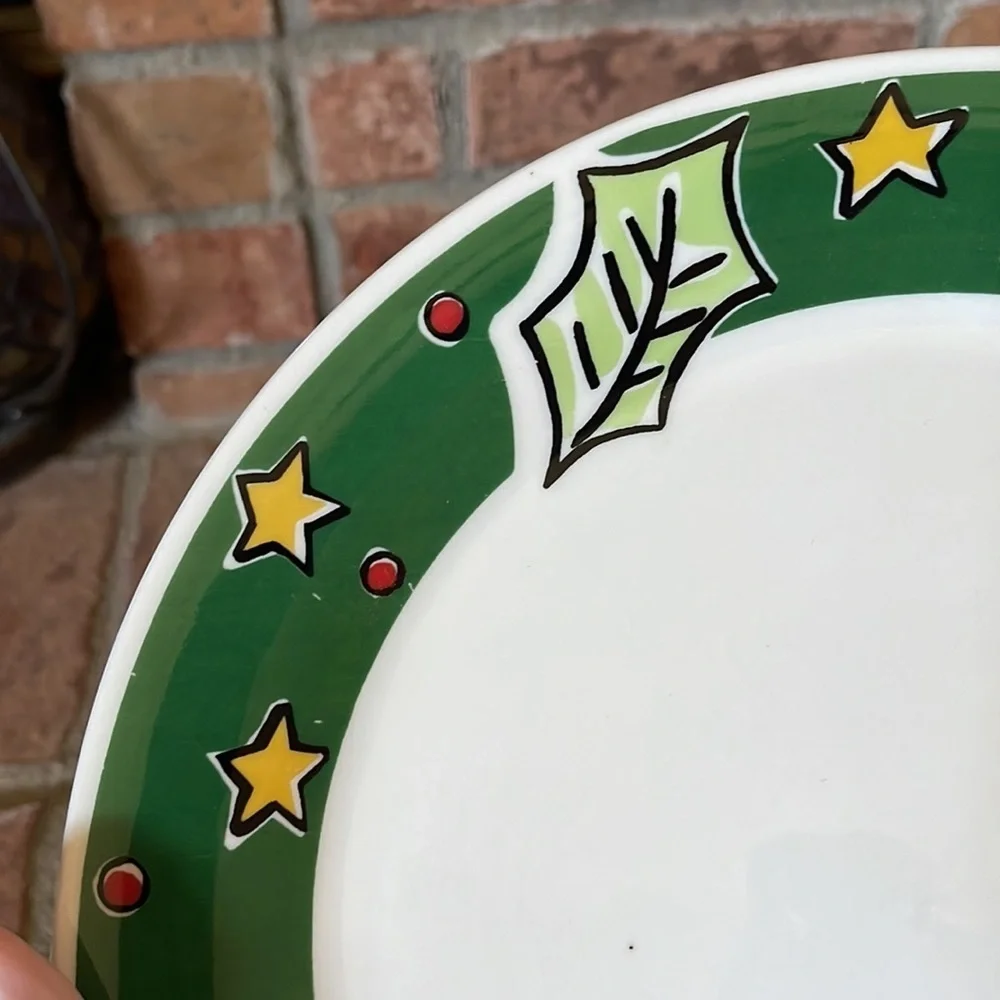 Gibson Designs Christmas Treasures Set of 4 Dinner Plates